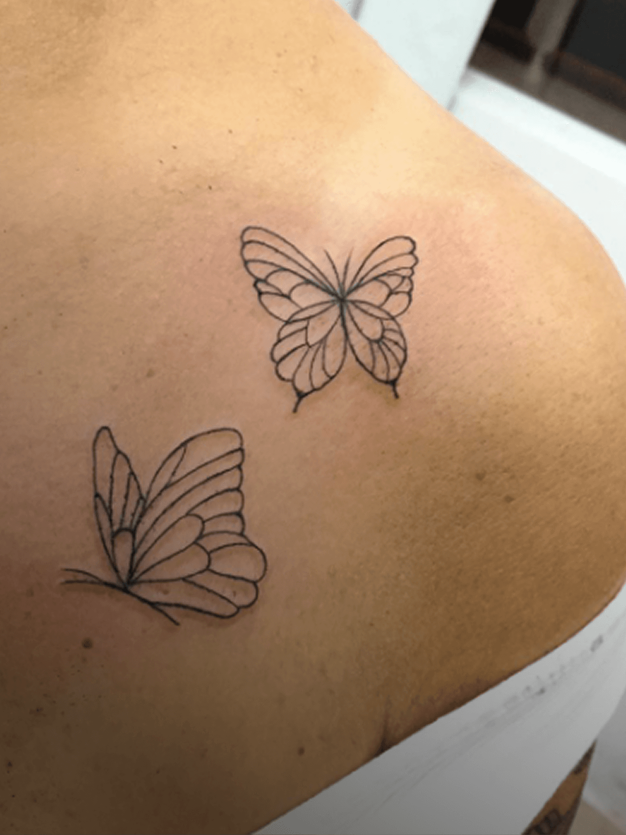 FINE LINE tattoo