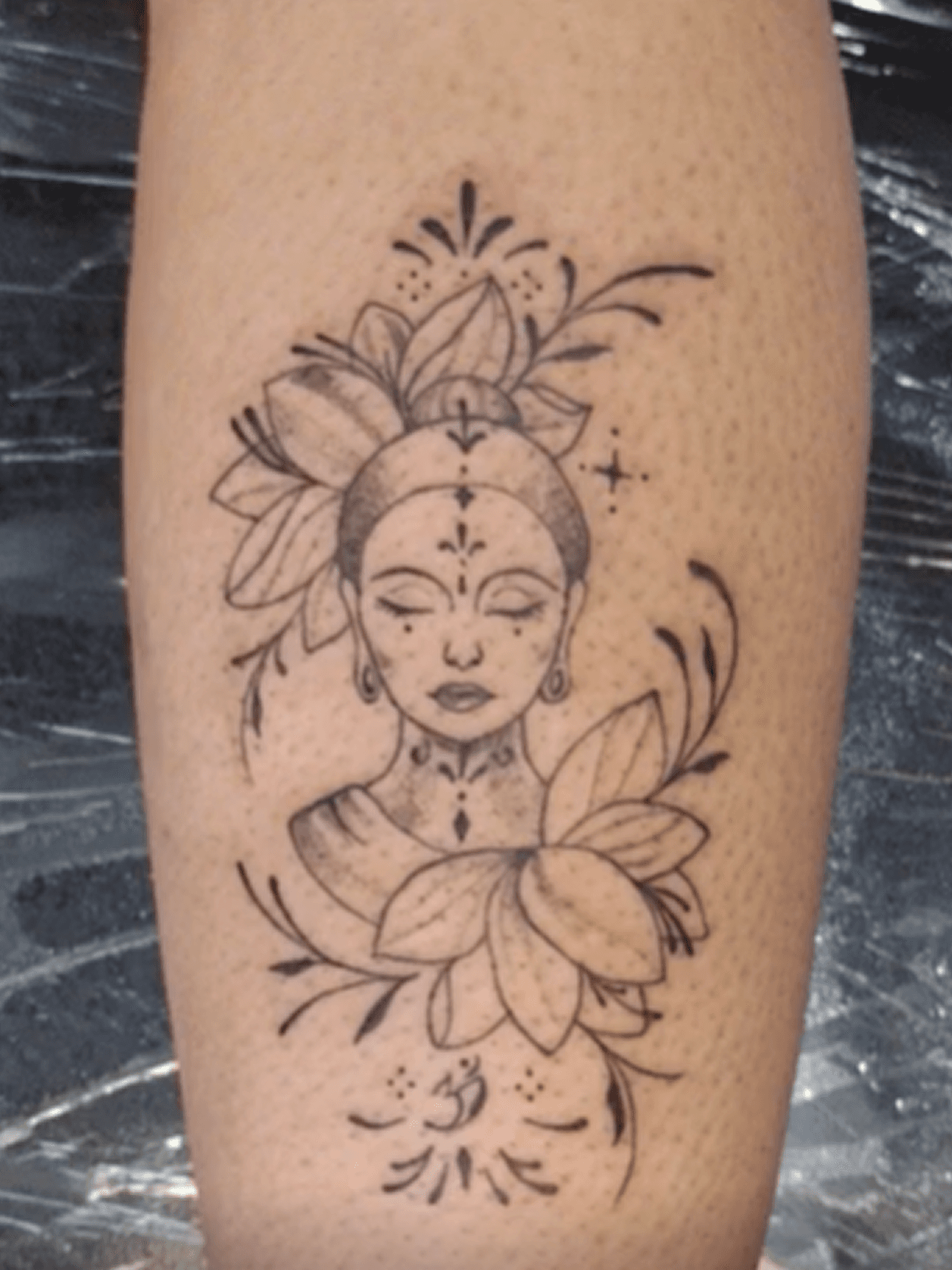 FINE LINE tattoo
