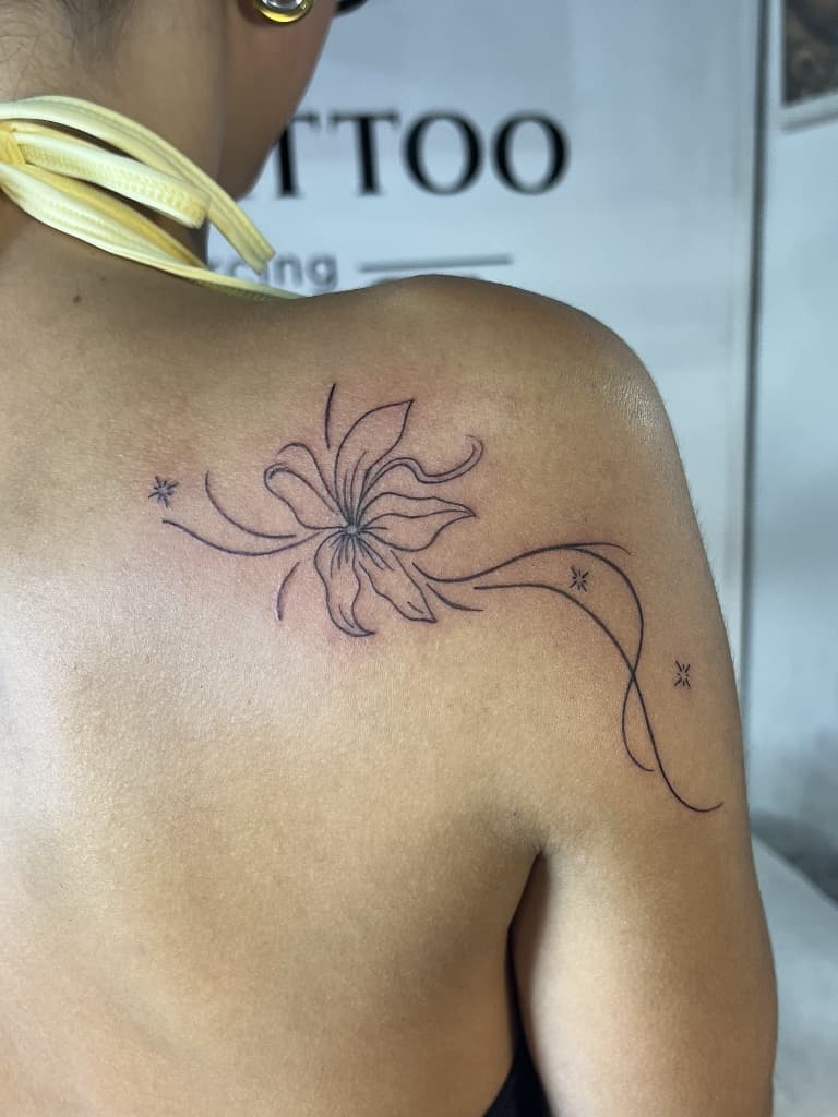 FINE LINE tattoo
